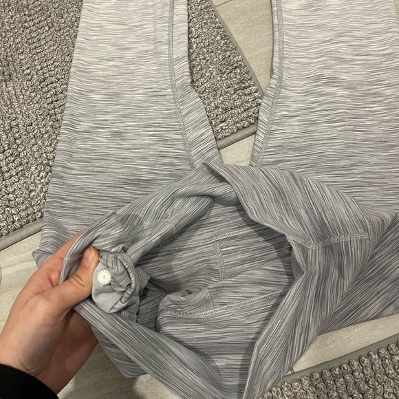 Lululemon wunder under size 8 ombré grey white leggings high rise 28” - Picture 8 of 8